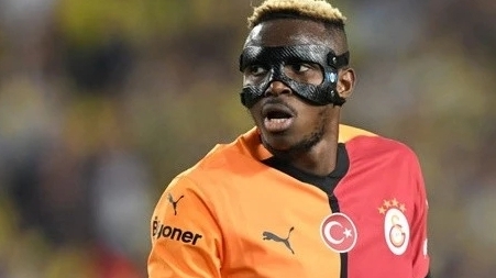 Victor Osimhen sắp gia nhập Man United