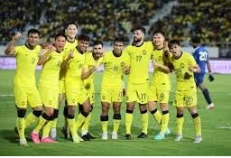 Hai ngôi sao Malaysia rút lui khỏi trận gặp Man United