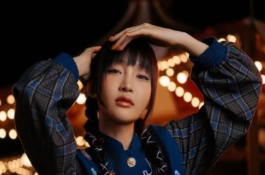 Từ vụ Juky San tắm tại Giếng Tiên, tự do cá nhân đến đâu là đủ? Từ vụ Juky San tắm tại Giếng Tiên, tự do cá nhân đến đâu là đủ?