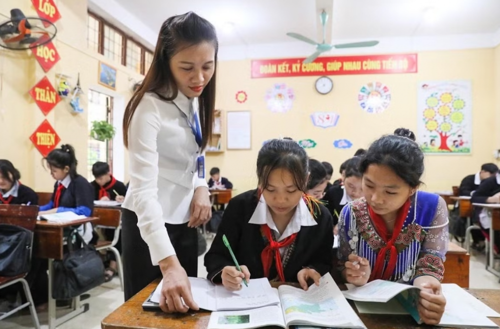 Miễn phí sách giáo khoa trên toàn quốc từ năm học 2029–2030