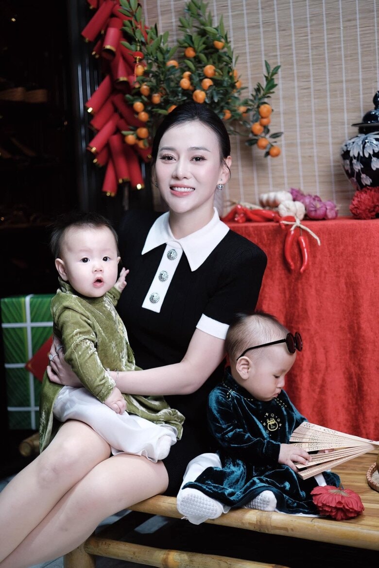 Diễn viên Phương Oanh và hành trình một mình nuôi dạy cặp song sinh