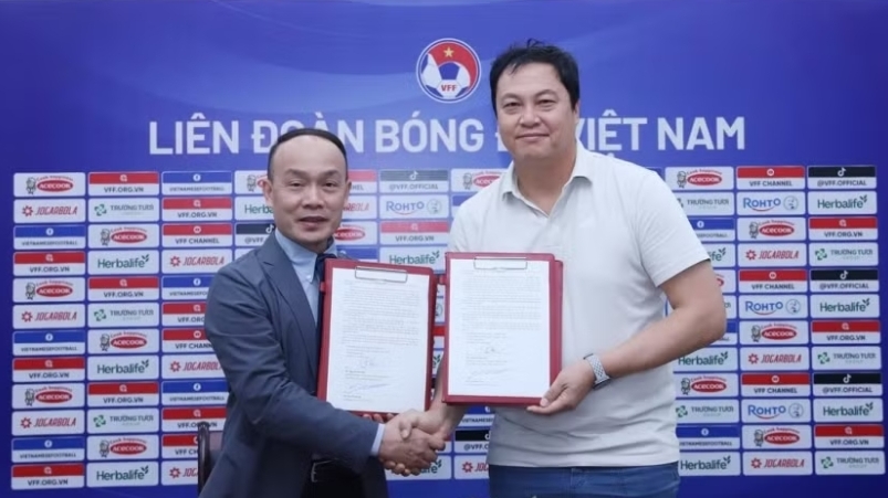 VFF gia hạn hợp đồng với HLV người Hàn Quốc