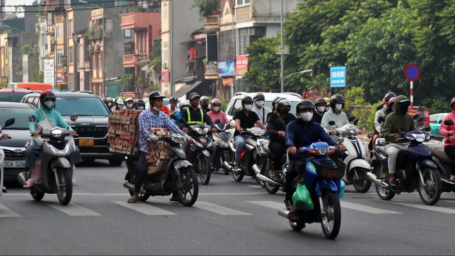 Hà Nội không cấm ô tô, xe máy xăng trong toàn bộ Vành đai 1 từ 1/7