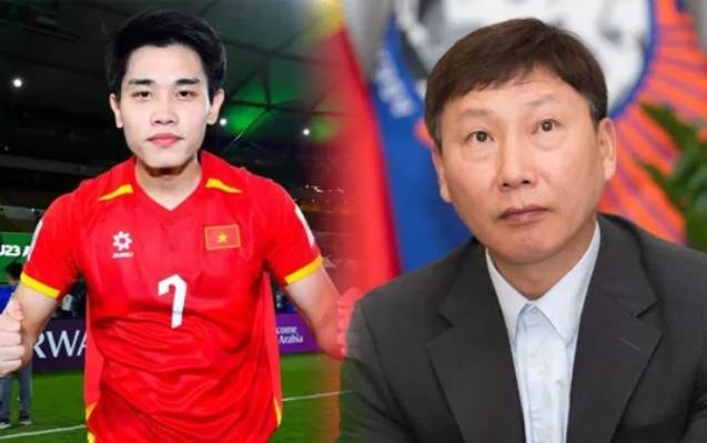 HLV Kim Sang-sik tính toán chiến lược mới: Đưa Đình Bắc dự ASIAD 20 HLV Kim Sang-sik tính toán chiến lược mới: Đưa Đình Bắc dự ASIAD 20