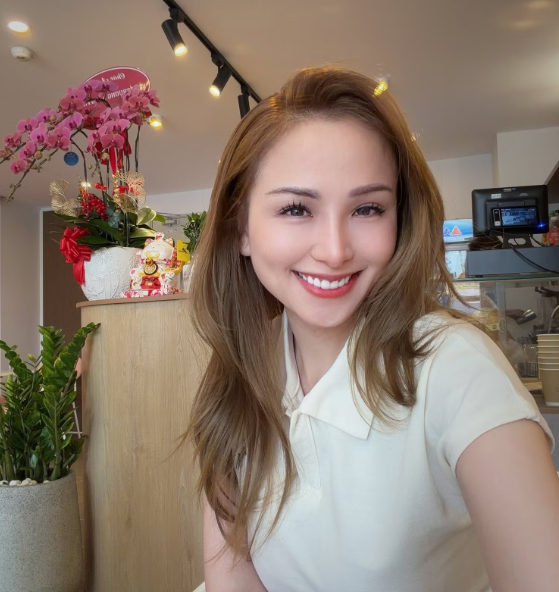 Diễm Hương đưa con nhỏ về Việt Nam, tiết lộ điều lo lắng nhất