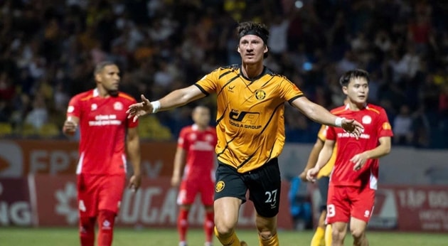 V-League vòng 18: Công an Hà Nội tiến sát ngôi vương khi cách biệt nới rộng 9 điểm V-League vòng 18: Công an Hà Nội tiến sát ngôi vương khi cách biệt nới rộng 9 điểm