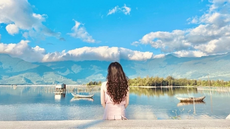 Đầm Lập An - "Tuyệt tình cốc" của xứ Huế mộng mơ