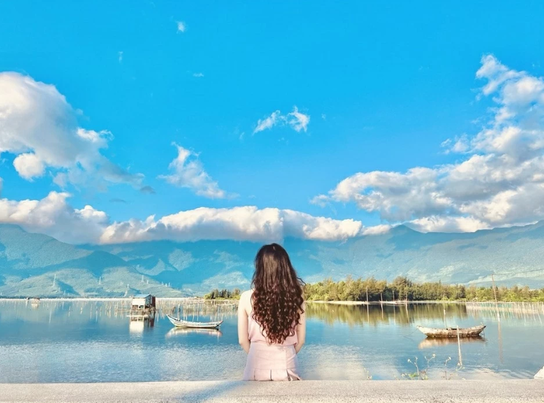 Đầm Lập An - "Tuyệt tình cốc" của xứ Huế mộng mơ