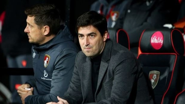 Tại sao Andoni Iraola không phải là lời giải cho ghế nóng tại Man Utd?