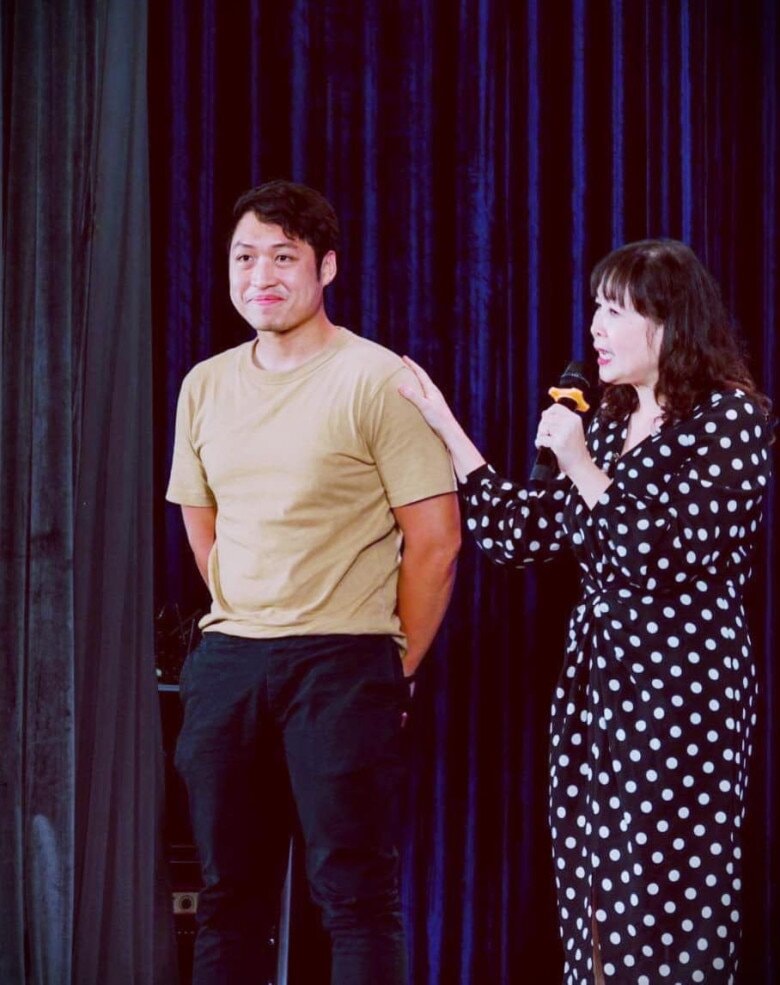 Khôi Nguyên: Con trai NSND Hồng Vân về nước làm Phó Giám đốc sau 10 năm tu nghiệp tại Mỹ Khôi Nguyên: Con trai NSND Hồng Vân về nước làm Phó Giám đốc sau 10 năm tu nghiệp tại Mỹ