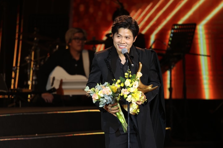 Giải thưởng Cống hiến 2026: Soobin Hoàng Sơn lập hat-trick và... Giải thưởng Cống hiến 2026: Soobin Hoàng Sơn lập hat-trick và...