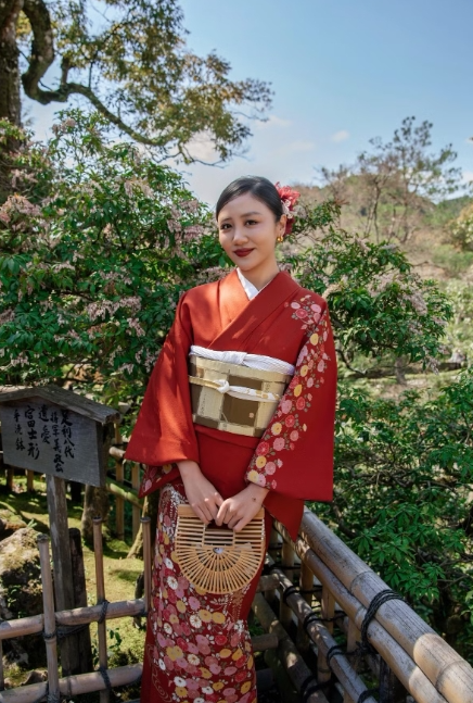 Văn Mai Hương thăng hạng nhan sắc sau giảm cân