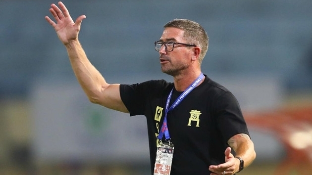 HLV Harry Kewell không hài lòng dù Hà Nội FC thắng Becamex TP.HCM 4-2