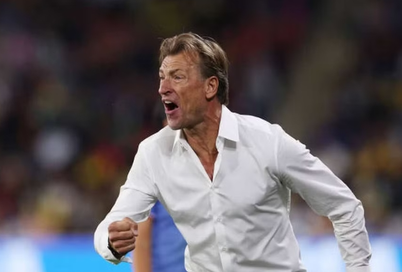 HLV từng dẫn dắt CLB Nam Định mất ghế trước thềm World Cup 2026