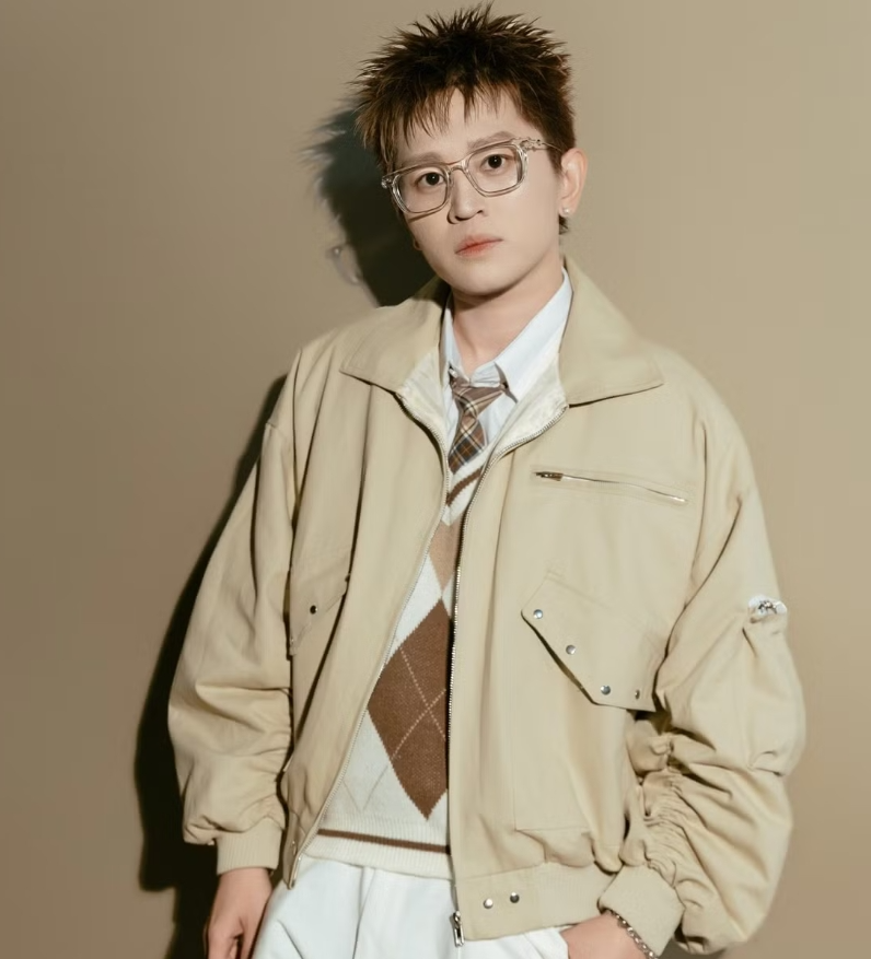 Rapper B Ray 3 lần xin lỗi trong 3 năm, công chúng chờ đợi điều gì?