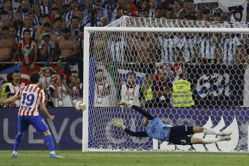 Atletico Madrid gục ngã ở chung kết Cup Nhà Vua Tây Ban Nha