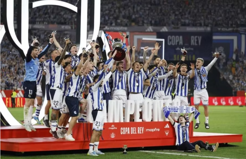 Atletico Madrid gục ngã ở chung kết Cup Nhà Vua Tây Ban Nha