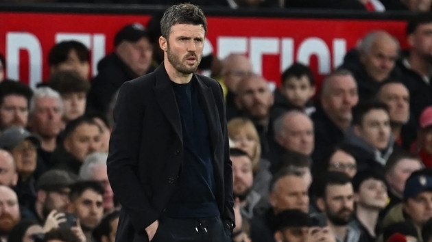 Manchester United và nghịch lý nhóm nhược tiểu cản bước tham vọng vô địch