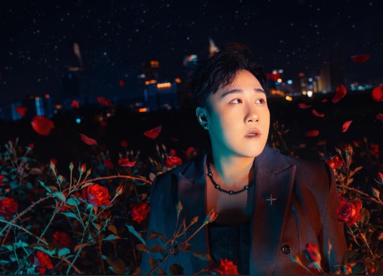 Trung Quân Idol vướng không ít ồn ào, từng được mệnh danh 'thánh mưa'