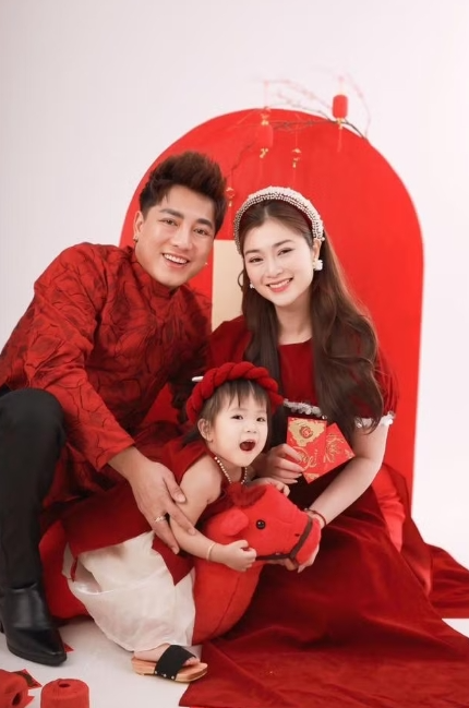 Hôn nhân viên mãn của Thanh Trúc - Châu Khải Phong