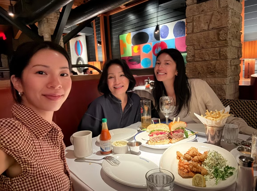 Hồng Đào bình yên sau 6 năm ly hôn Quang Minh