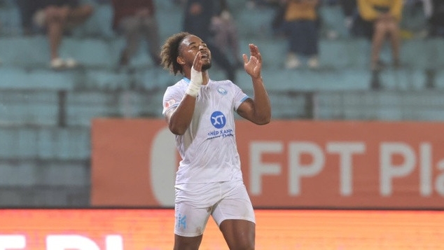 CLB Nam Định và bài toán Xuân Son: Tìm lại bản năng sát thủ để cứu vãn mùa giải