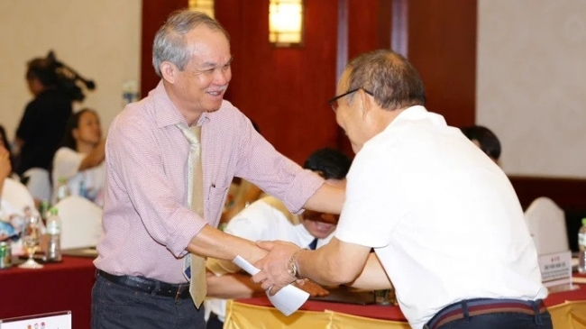 Bầu Đức: Làm bóng đá như tôi, xem giải trẻ thích hơn giải lớn