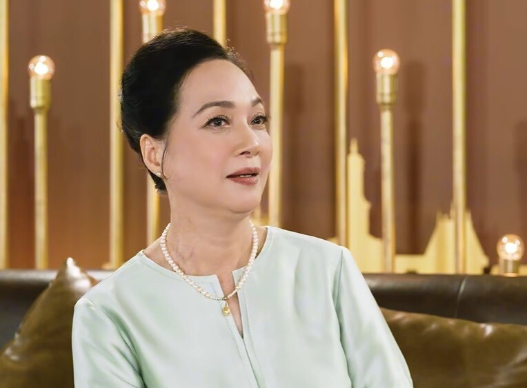 NSND Lê Khanh và cuộc hôn nhân đặc biệt: Bảo chứng tình yêu không cần váy cưới