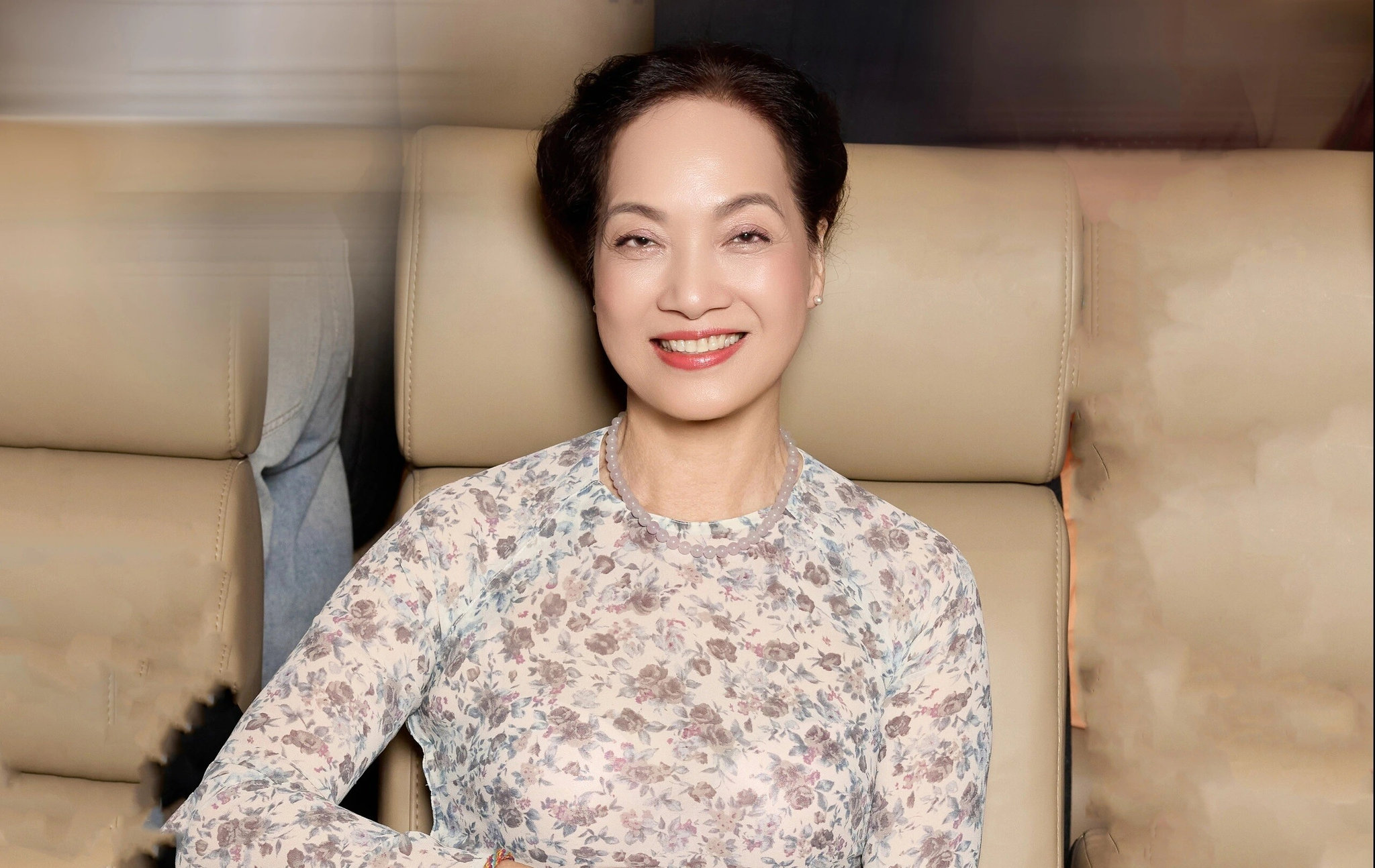 NSND Lê Khanh và cuộc hôn nhân đặc biệt: Bảo chứng tình yêu không cần váy cưới