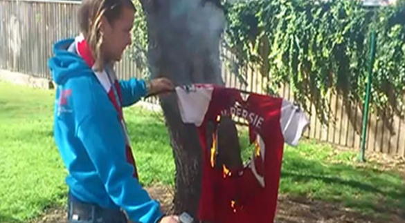 Robin van Persie và thương vụ chuyển nhượng lịch sử: Khi vinh quang đánh đổi bằng ký ức