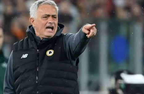 HLV Mourinho sẽ dẫn dắt Real Madrid?