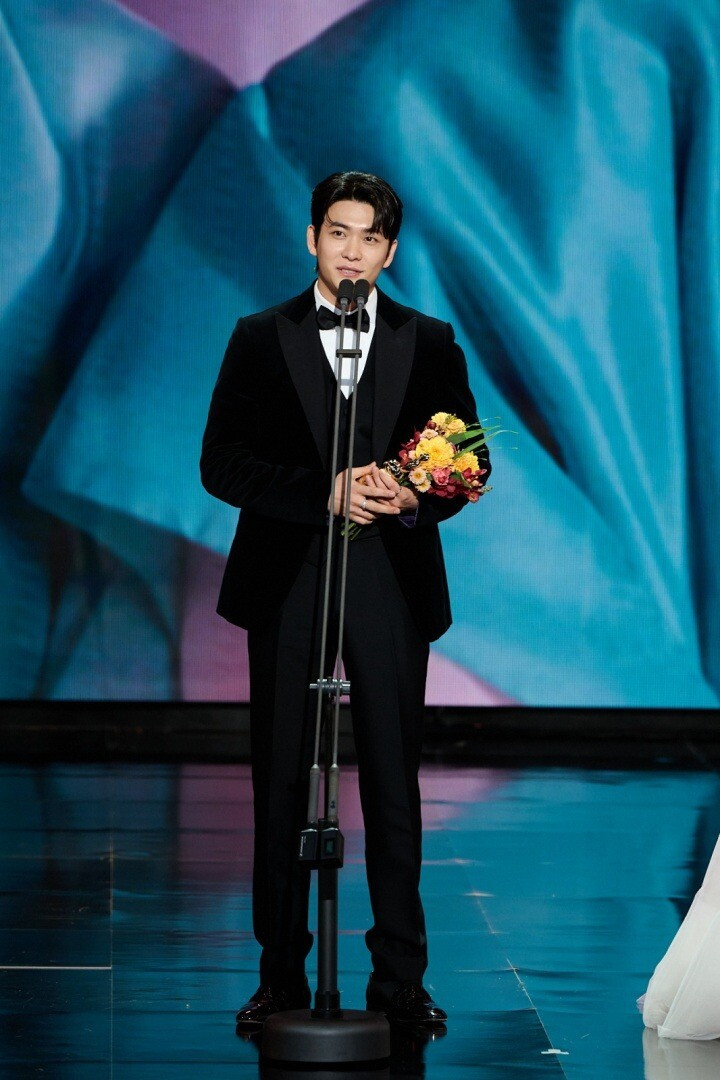 Hành trình 12 năm của dàn sao Tuổi thanh xuân: Nhã Phương làm mẹ 3 con, Kang Tae Oh thăng hoa sự nghiệp