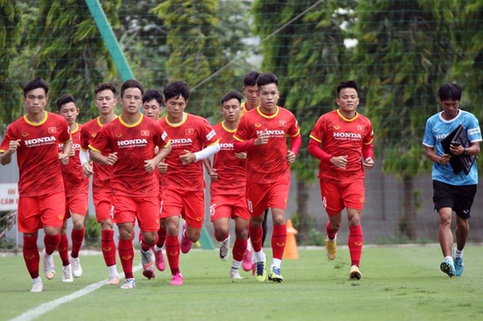 TP.HCM lắp màn hình led khổng lồ ở phố đi bộ phục vụ người hâm mộ U23 Việt Nam