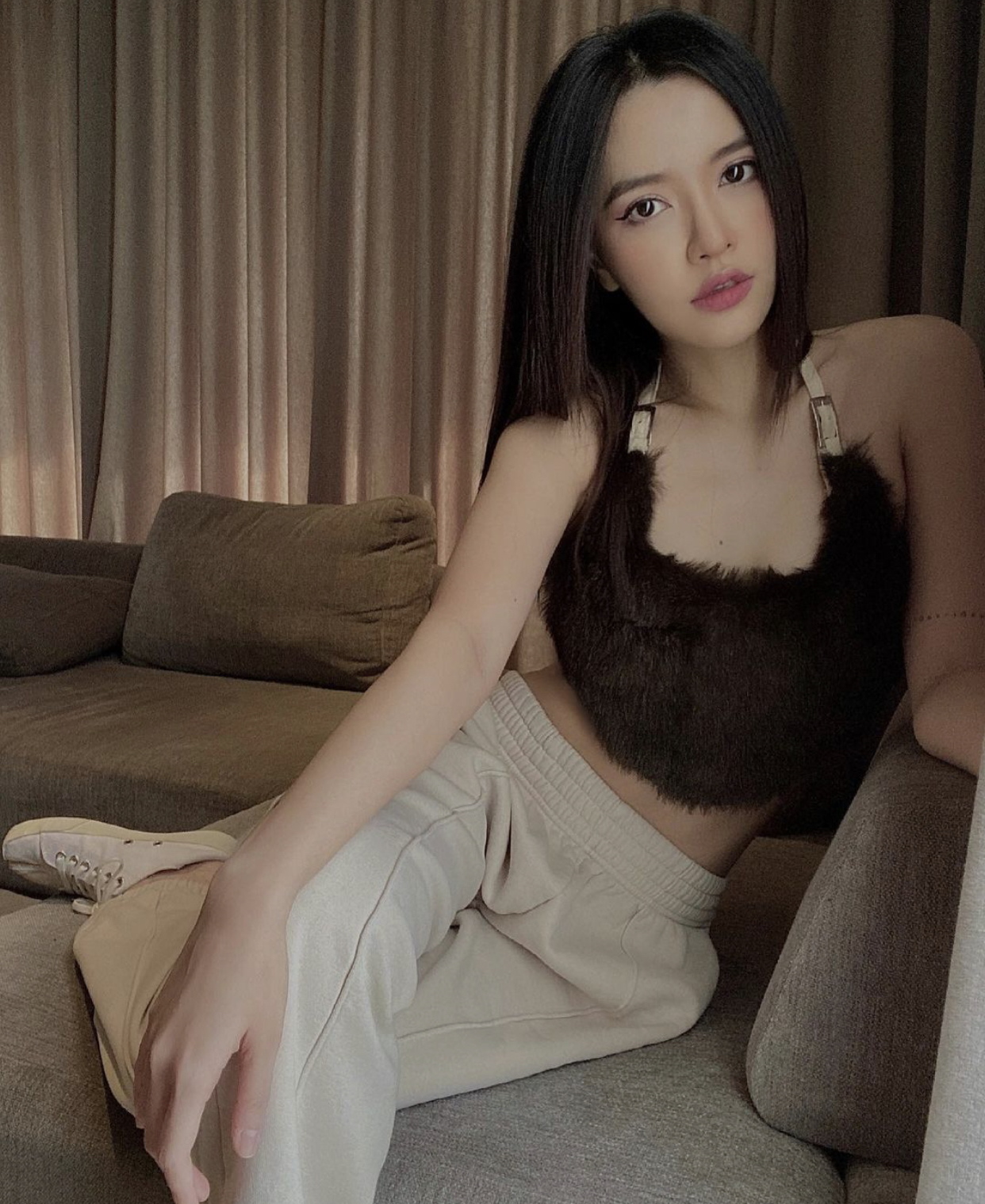 Ca sĩ Bích Phương ngày càng táo bạo và đẹp Ca sĩ Bích Phương ngày càng táo bạo và đẹp