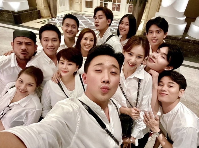 Không còn làm 'phiên bản lỗi' của Lee Dong Wook, Trấn Thành khoe vẻ lãng tử Không còn làm 'phiên bản lỗi' của Lee Dong Wook, Trấn Thành khoe vẻ lãng tử