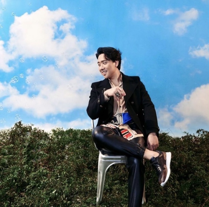 Không còn làm 'phiên bản lỗi' của Lee Dong Wook, Trấn Thành khoe vẻ lãng tử Không còn làm 'phiên bản lỗi' của Lee Dong Wook, Trấn Thành khoe vẻ lãng tử