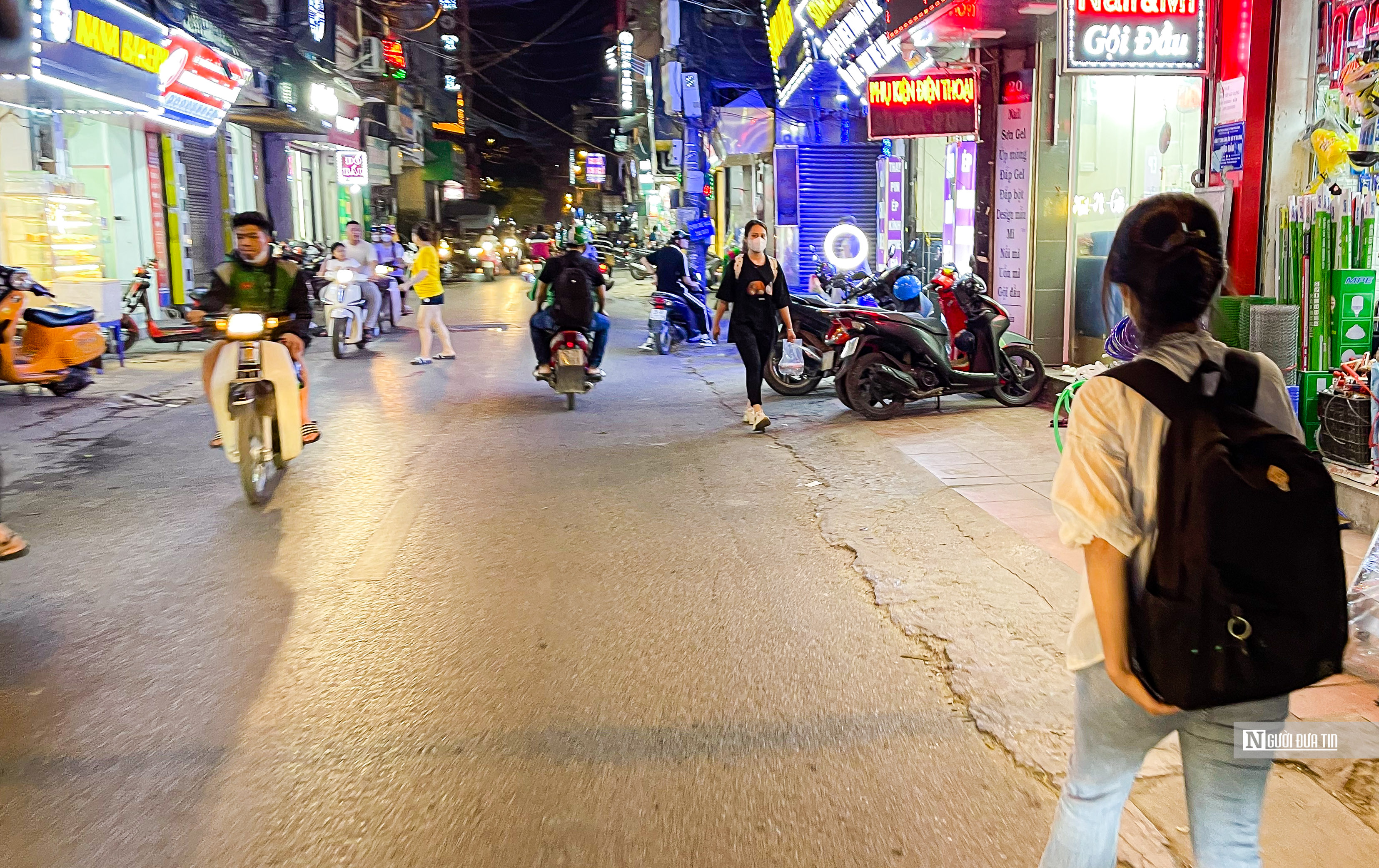 Hà Nội: Vỉa hè tiếp tục bị tái lấn chiếm
