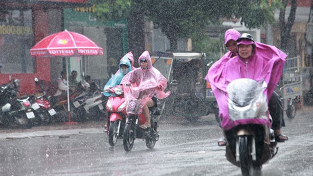 Dự báo thời tiết ngày 2/5/2024: Hà Nội mưa rào, gió đông bắc cấp 3