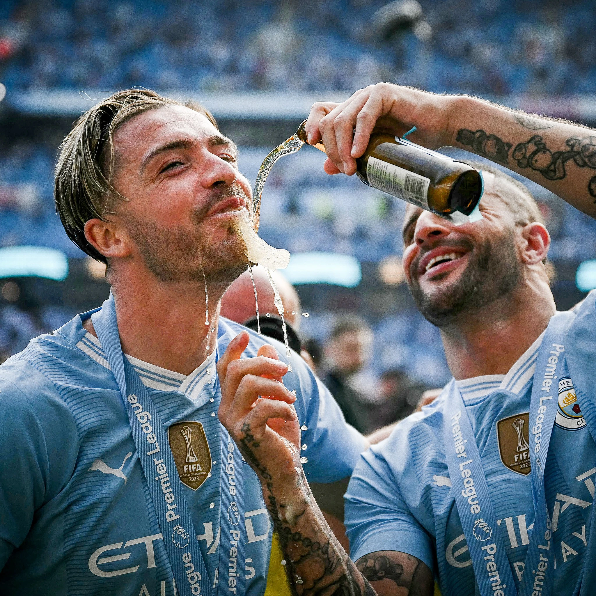 Những khoảnh khắc đặc biệt trong ngày Man City làm nên lịch sử với chức vô địch Ngoại hạng Anh Những khoảnh khắc đặc biệt trong ngày Man City làm nên lịch sử với chức vô địch Ngoại hạng Anh
