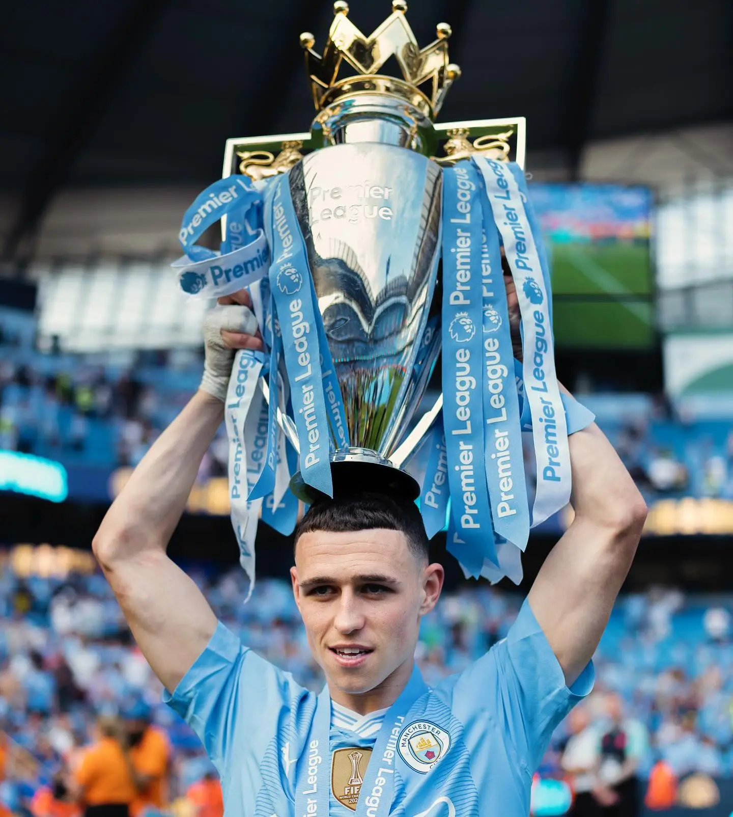 Những khoảnh khắc đặc biệt trong ngày Man City làm nên lịch sử với chức vô địch Ngoại hạng Anh Những khoảnh khắc đặc biệt trong ngày Man City làm nên lịch sử với chức vô địch Ngoại hạng Anh