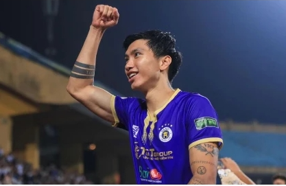 CLB Công an Hà Nội làm điều bất ngờ với Đoàn Văn Hậu