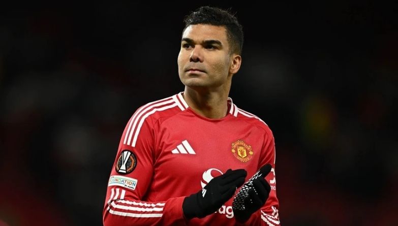 Casemiro có cơ hội san bằng mức lương của Ronaldo