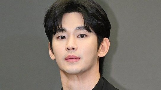 Kim Soo Hyun bỏ túi hàng chục triệu USD sau bê bối tình ái