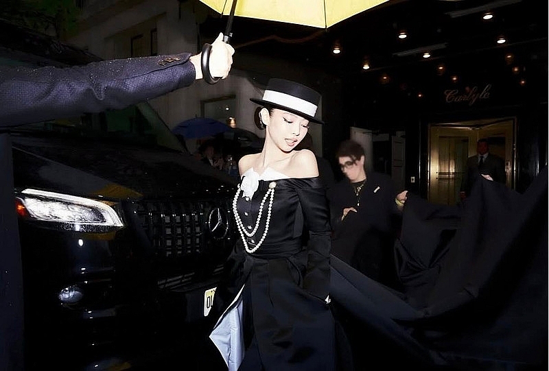 Jennie (BLACKPINK) lọt danh sách mặc đẹp nhất Met Gala 2025 Jennie (BLACKPINK) lọt danh sách mặc đẹp nhất Met Gala 2025