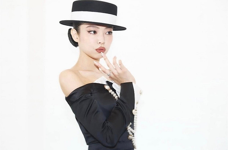Jennie (BLACKPINK) lọt danh sách mặc đẹp nhất Met Gala 2025 Jennie (BLACKPINK) lọt danh sách mặc đẹp nhất Met Gala 2025
