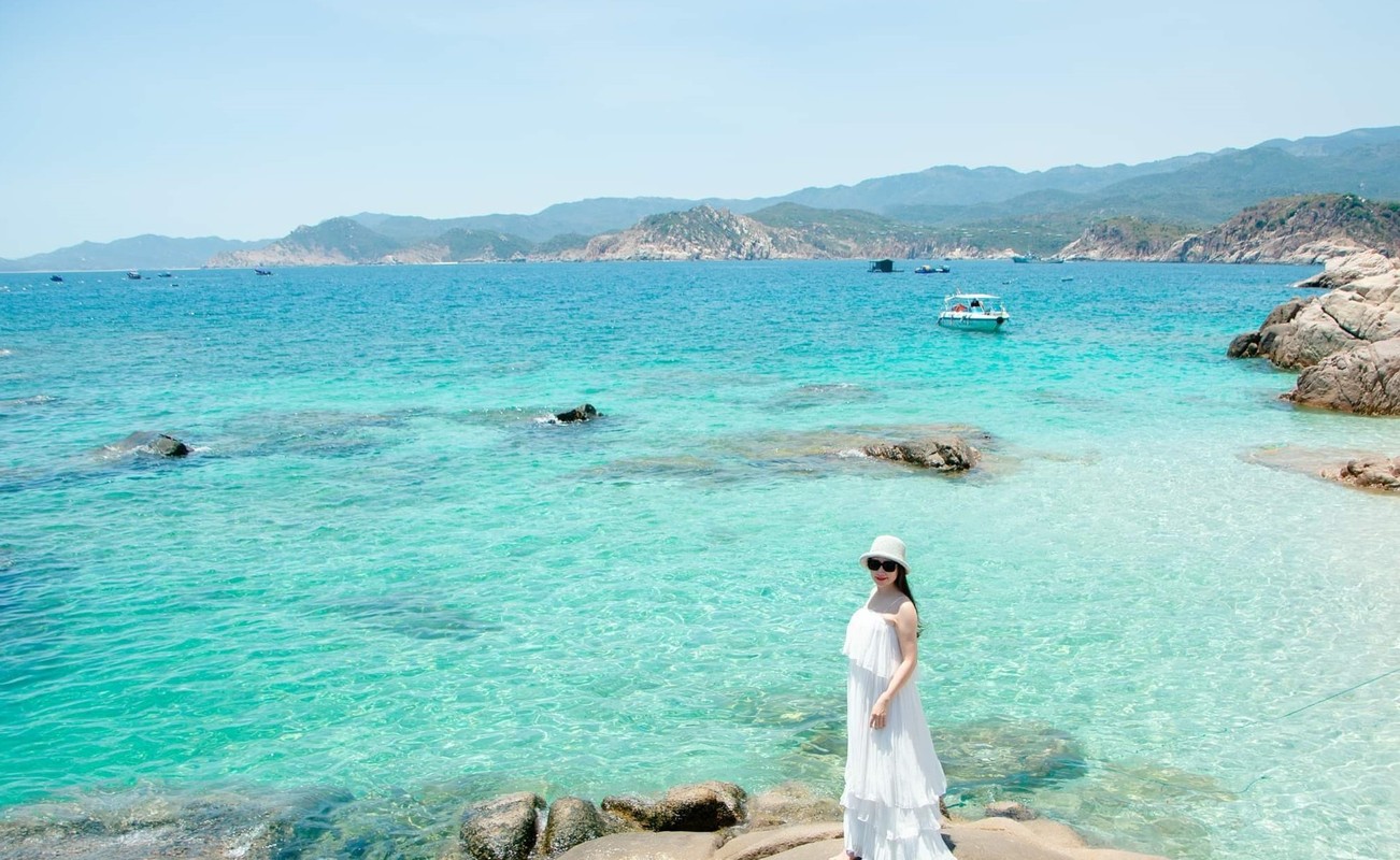 Khám phá Bãi Rùa “viên ngọc thô” giữa biển trời Ninh Thuận Khám phá Bãi Rùa “viên ngọc thô” giữa biển trời Ninh Thuận