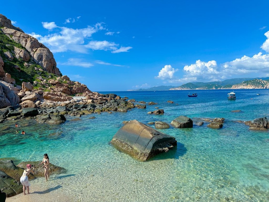 Khám phá Bãi Rùa “viên ngọc thô” giữa biển trời Ninh Thuận Khám phá Bãi Rùa “viên ngọc thô” giữa biển trời Ninh Thuận