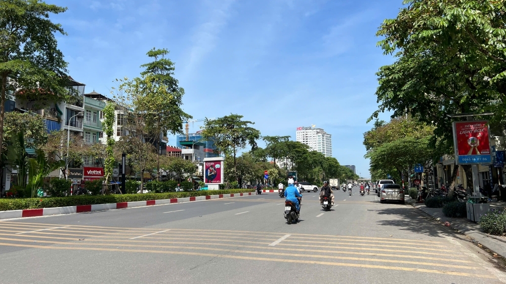 Dự báo thời tiết đêm nay và ngày mai 12/5: Hà Nội và các khu vực trên cả nước