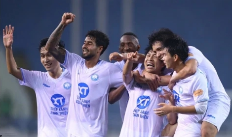 CLB Thép xanh Nam Định tiếp tục ‘chơi lớn’ vòng 23 V-League