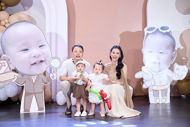 Phương Oanh 'chơi lớn' trong tiệc sinh nhật cặp song sinh